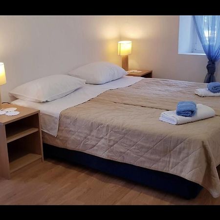 Villa Charming House Lovro Prožura Esterno foto
