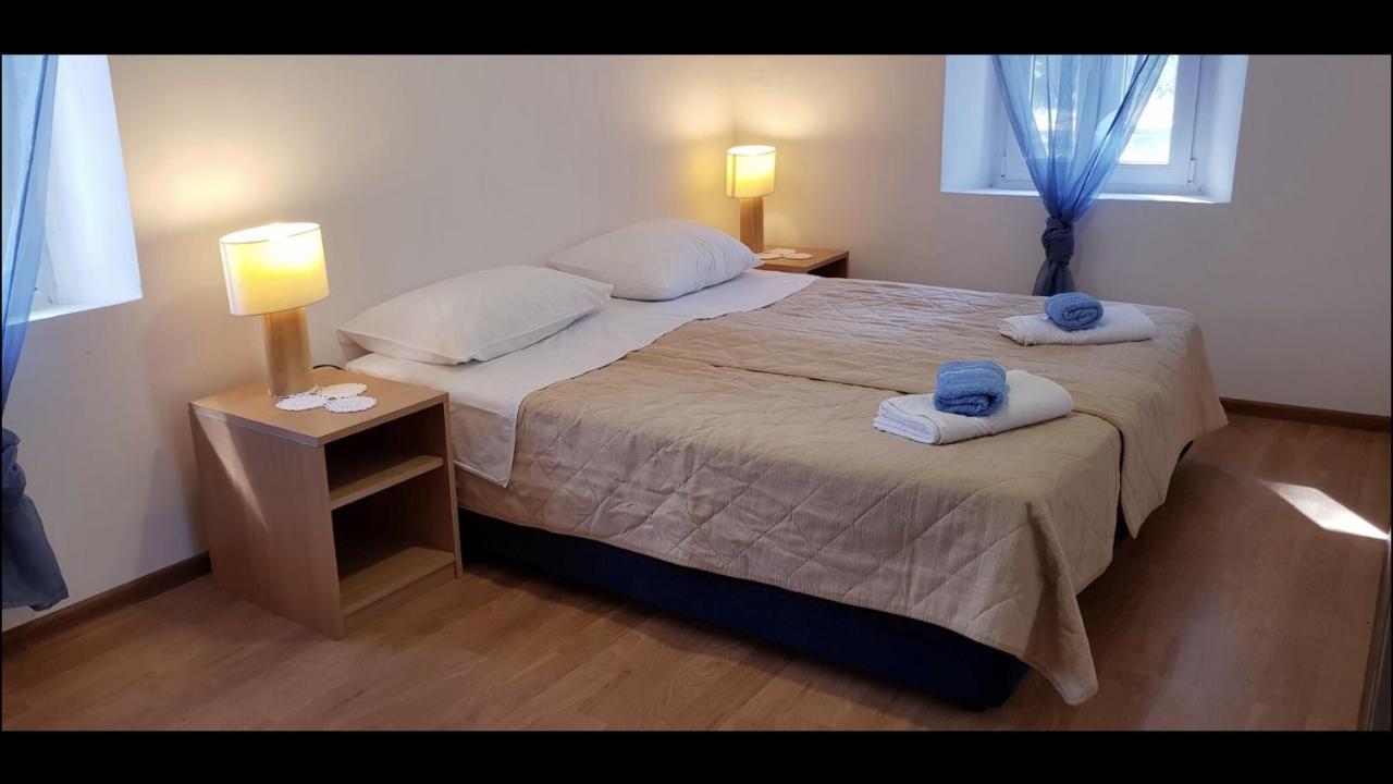 Villa Charming House Lovro Prožura Esterno foto